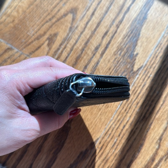 Chanel Boy Zip Coin Purse Quilted Caviar Small Black like new - Picture 3 of 7